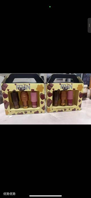 KIT GLOSS COM 3UNIDADES C/12PCS